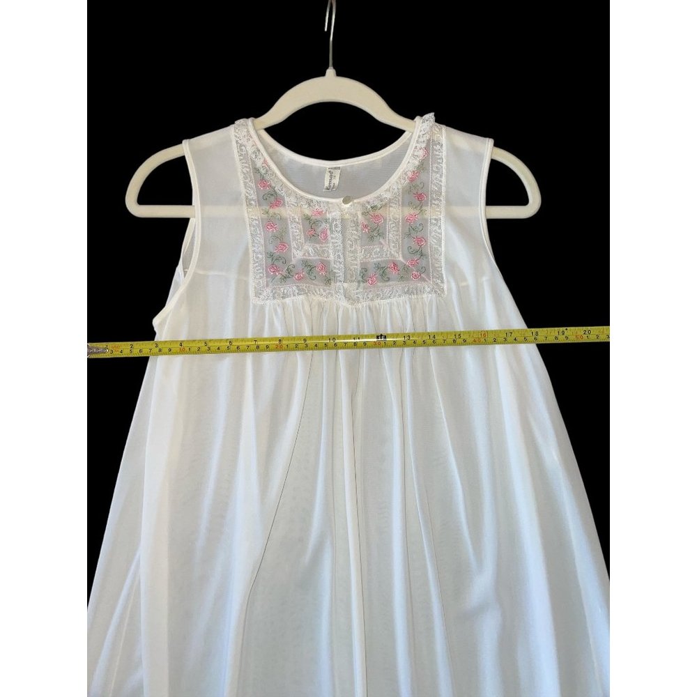 Vintage Komar Nightgown - Picture 7 of 9